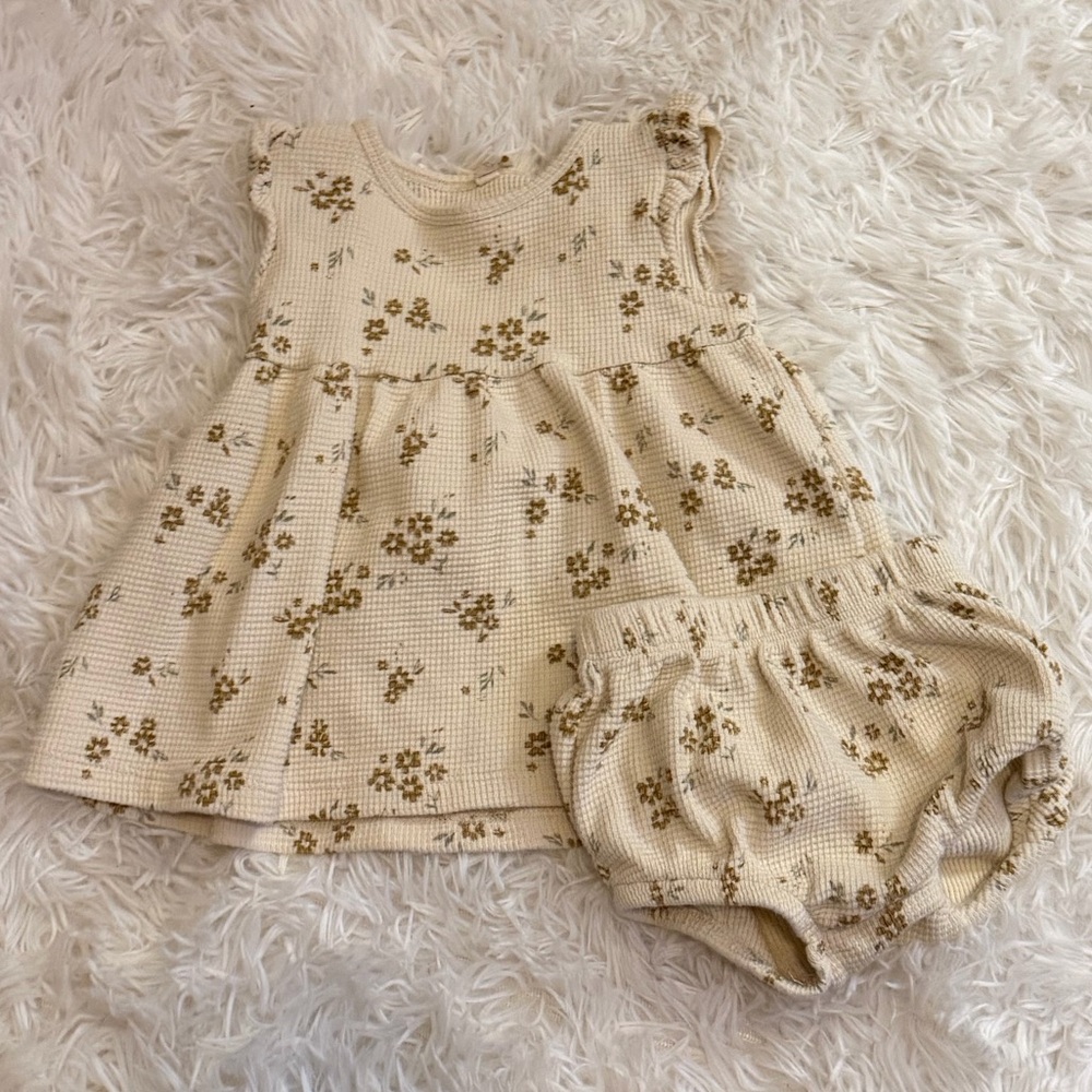 Quincy Mae Golden Floral Dress with Diaper Cover Size 3-6M